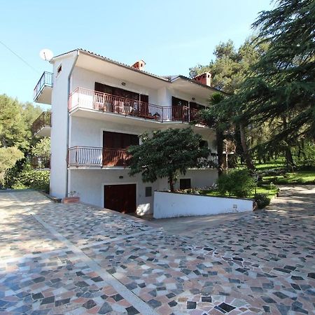 Apartment Clementina Višnjan Esterno foto