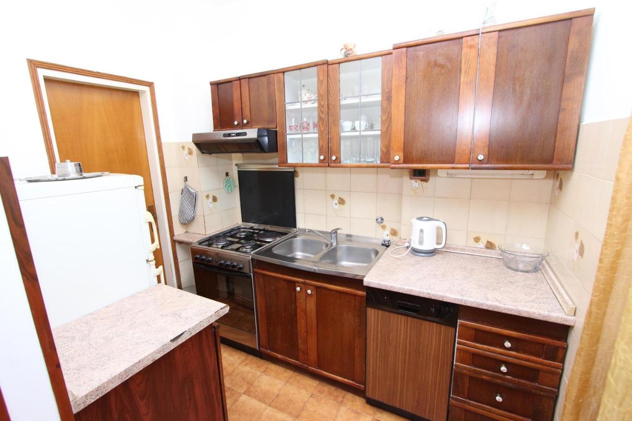Apartment Clementina Višnjan Esterno foto