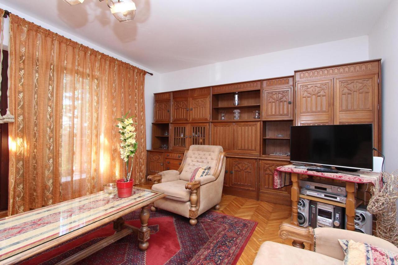 Apartment Clementina Višnjan Esterno foto