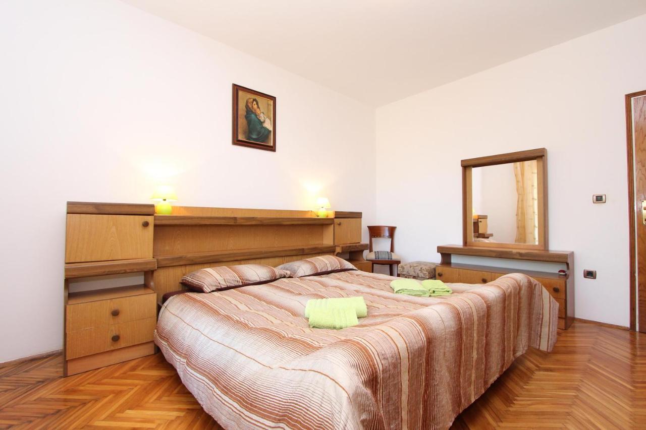 Apartment Clementina Višnjan Esterno foto